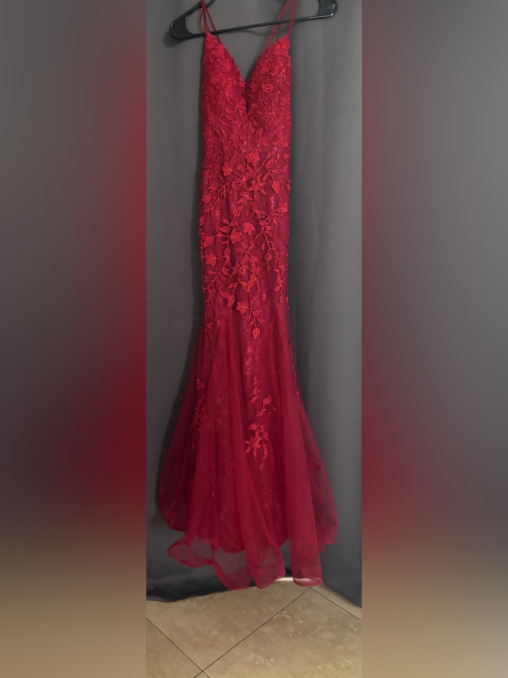 Maroon Appliqué Mermaid Gown- Size 8
